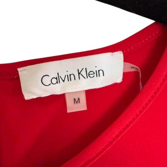 Women Red Calvin Klein Pleated Key Hole Sleeveless Office / Work Top - Medium - Picture 3 of 4